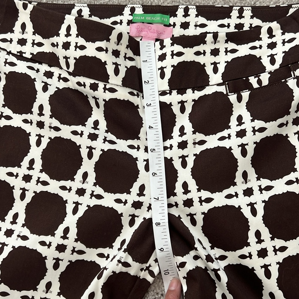 Lilly Pulitzer Black & White Cropped Pants with Graphic Circle Grid - Picture 7 of 10